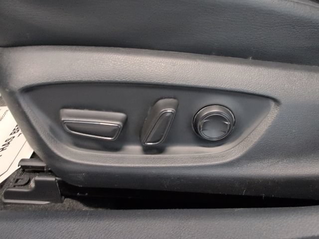 Used 2024 Toyota Camry SE AWD/4WD image 12