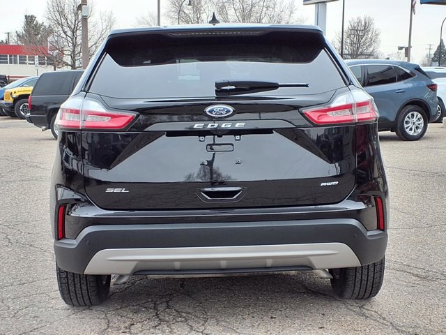 Certified 2024 Ford Edge SEL w/ Convenience Package image 2
