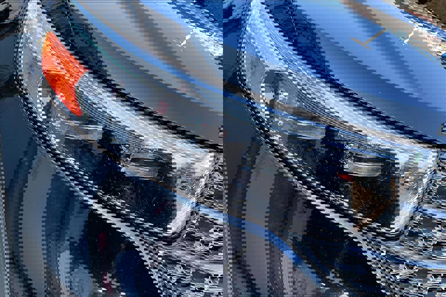 Certified 2022 Ford Explorer XLT w/ Equipment Group 202A image 28