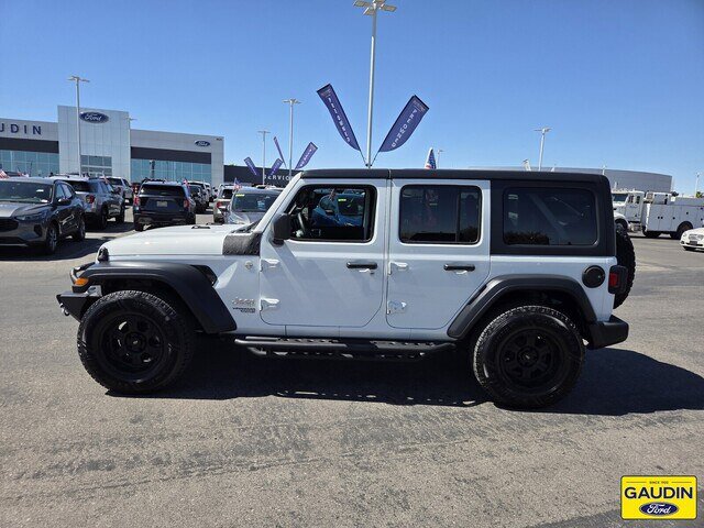 Used 2018 Jeep Wrangler Unlimited Sport S AWD/4WD image 4