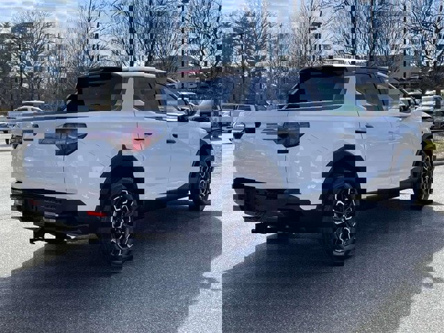 Used 2023 Hyundai Santa Cruz SE image 5