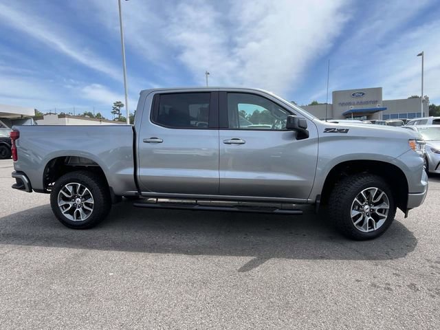 Used 2024 Chevrolet Silverado 1500 RST w/ Z71 Off-Road Package image 2
