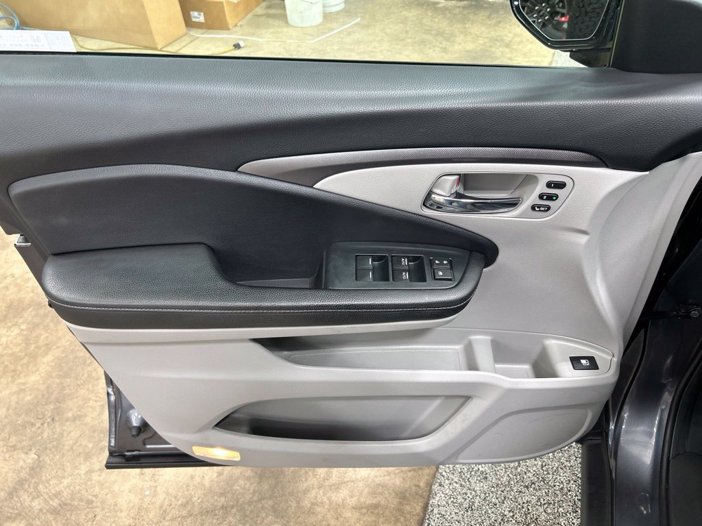 Used 2023 Honda Ridgeline RTL-E image 14