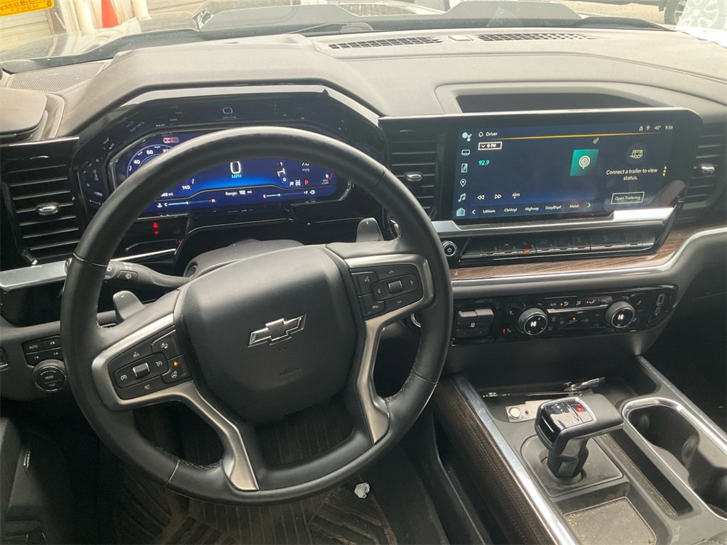 Used 2024 Chevrolet Silverado 1500 LT Trail Boss w/ Convenience Package II image 25