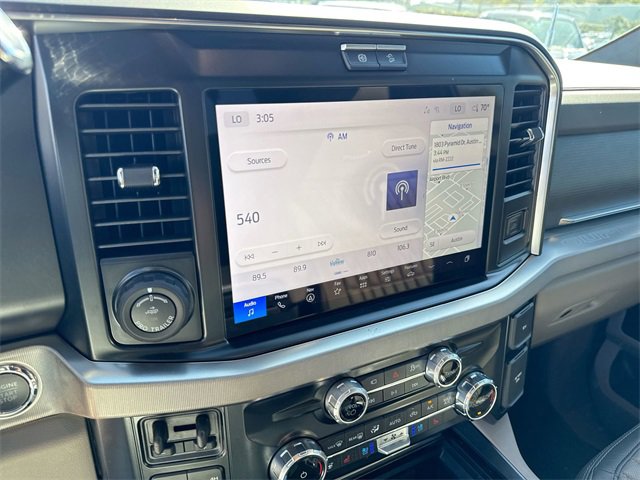 Certified 2025 Ford F350 Platinum w/ Platinum Plus Package image 16