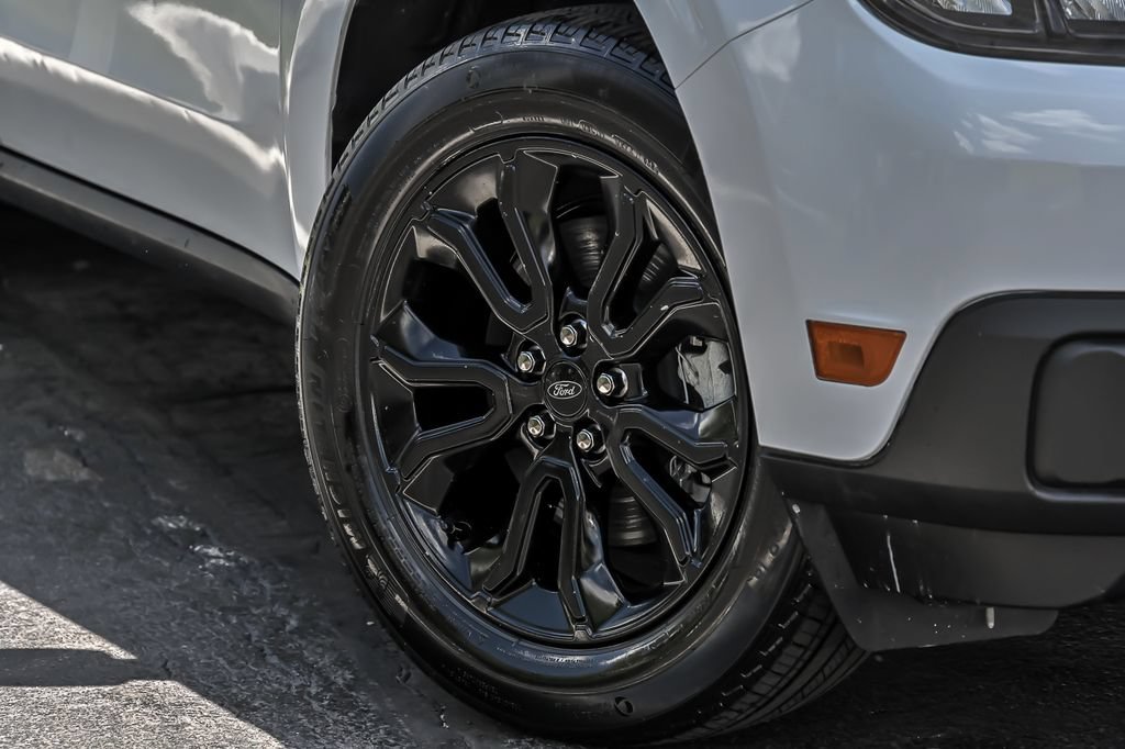 Certified 2024 Ford Maverick XLT w/ XLT Luxury Package FWD image 3