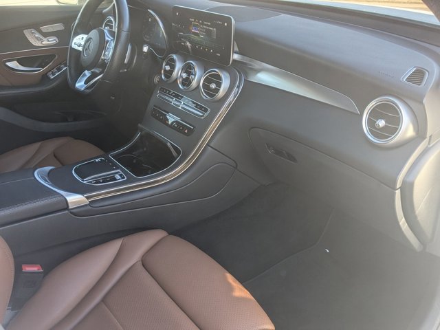 Used 2022 Mercedes-Benz GLC 300 4MATIC image 37