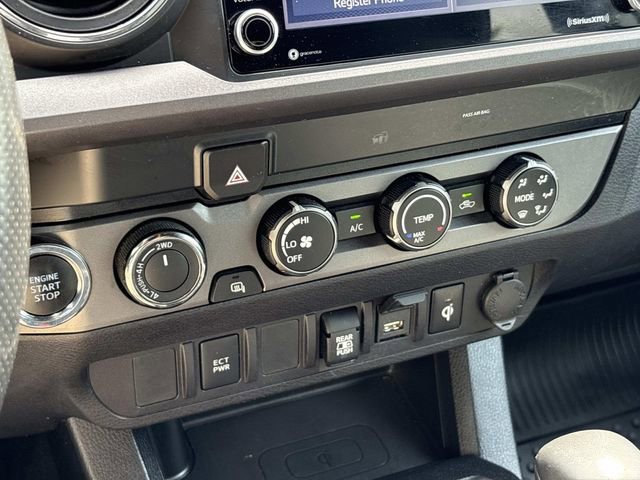 Used 2020 Toyota Tacoma TRD Sport AWD/4WD image 34