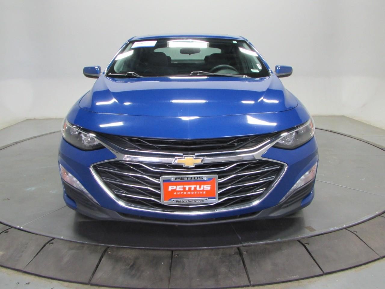 Used 2023 Chevrolet Malibu LT FWD image 2