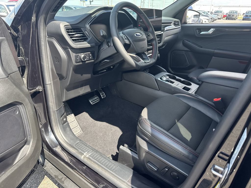 Certified 2023 Ford Escape ST-Line image 21
