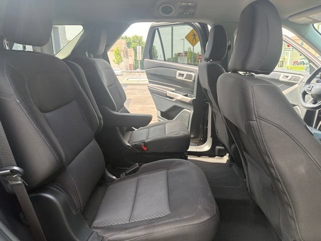 Certified 2023 Ford Explorer XLT w/ Class IV Trailer Tow Package AWD/4WD image 15