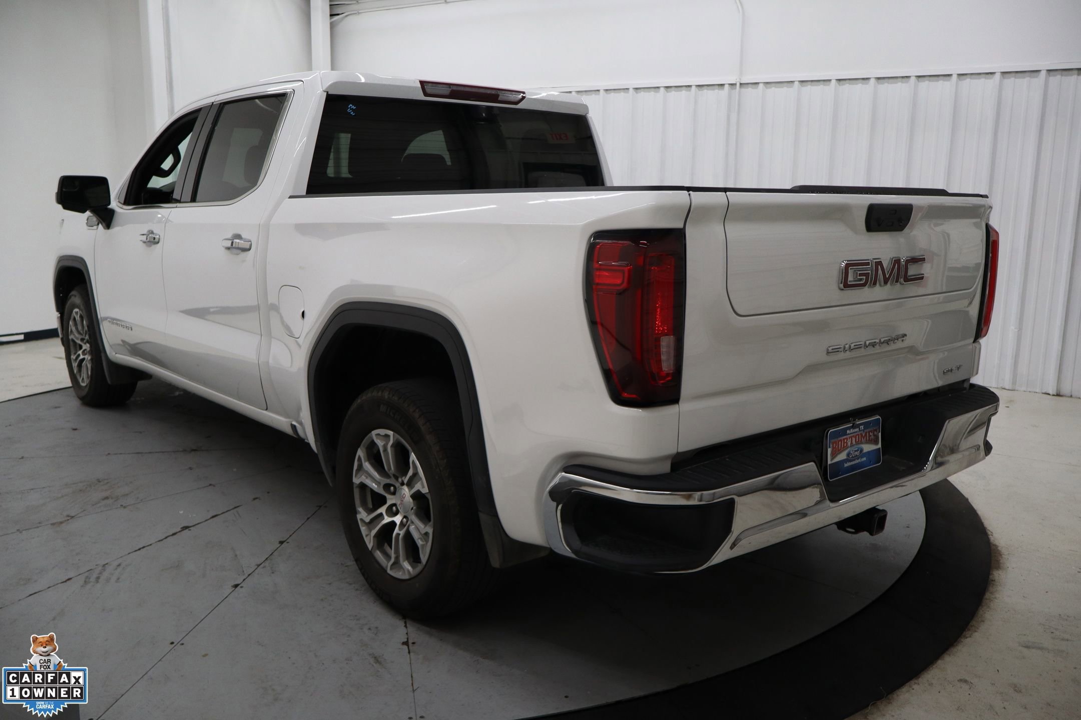 Used 2024 GMC Sierra 1500 SLT image 4