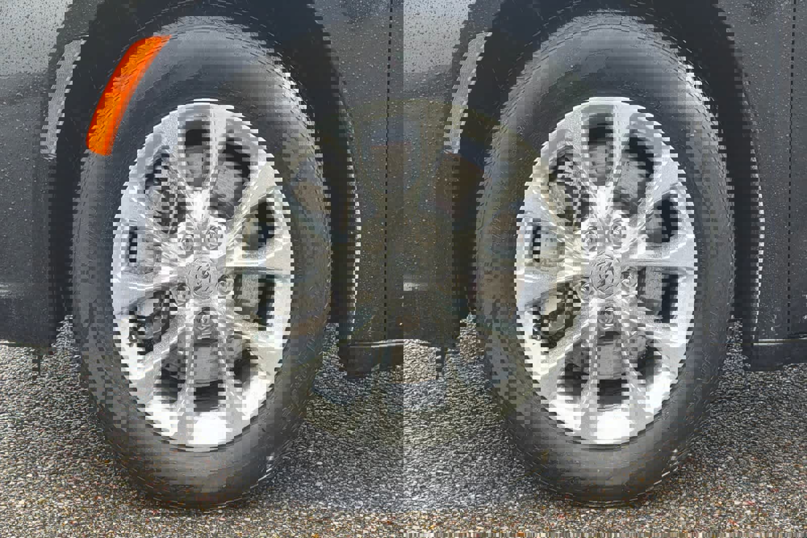 Used 2022 Chrysler Pacifica Touring-L image 25