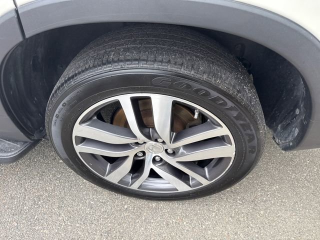 Used 2018 Honda Pilot Touring image 14