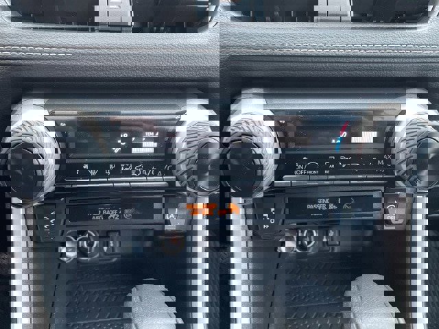 Used 2019 Toyota RAV4 LE image 23