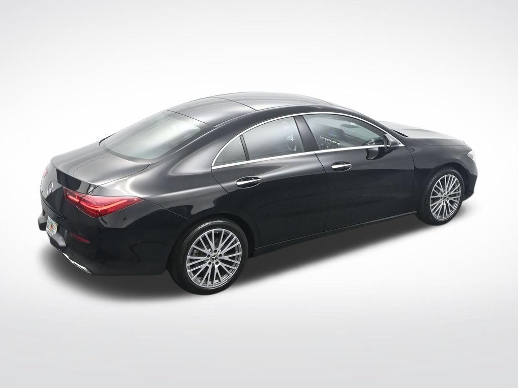 Used 2025 Mercedes-Benz CLA 250 image 32