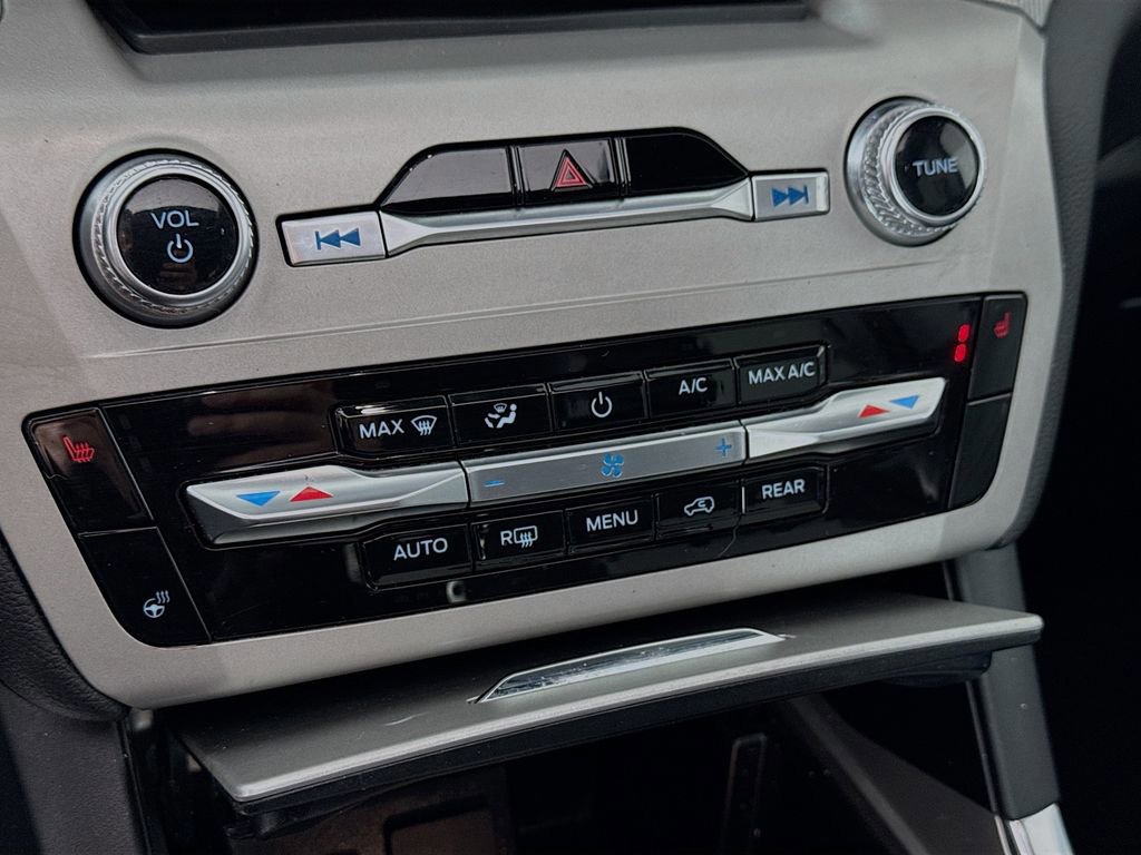 Certified 2023 Ford Explorer XLT w/ Equipment Group 202A image 19