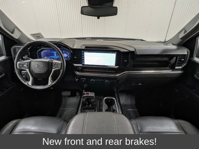 Used 2023 Chevrolet Silverado 1500 RST w/ Rally Edition AWD/4WD image 3