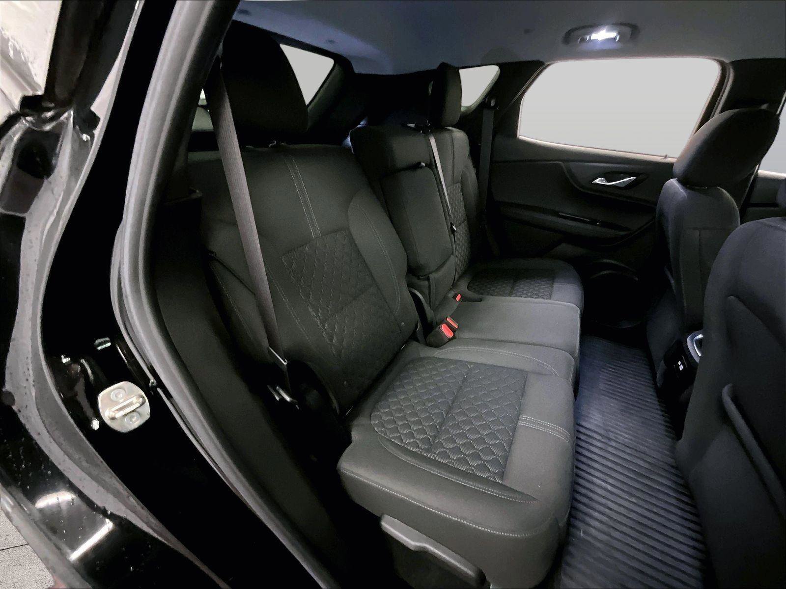 Used 2019 Chevrolet Blazer LT image 26