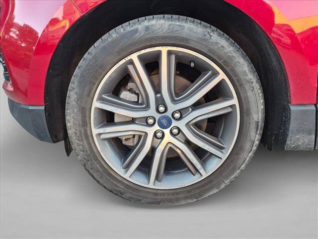 Certified 2022 Ford Edge Titanium w/ Equipment Group 301A AWD/4WD image 14