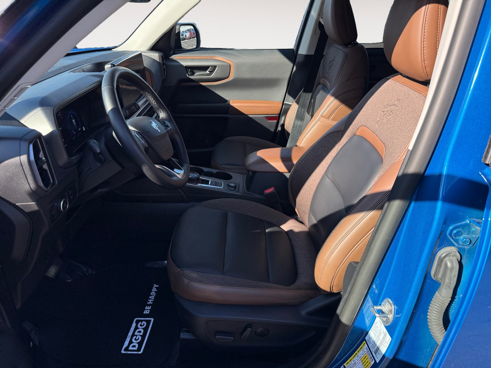 Certified 2025 Ford Bronco Sport Outer Banks w/ Outer Banks Tech Package+ image 10