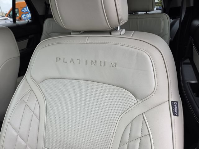 Certified 2018 Ford Explorer Platinum AWD/4WD image 16