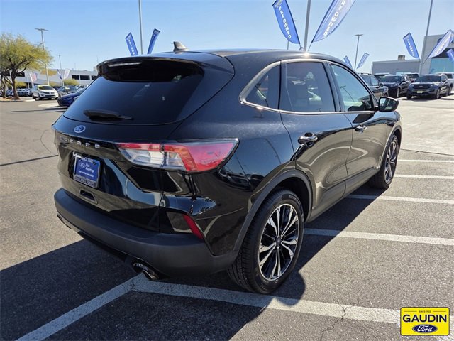 Certified 2022 Ford Escape SE w/ SE Sport Appearance Package image 5