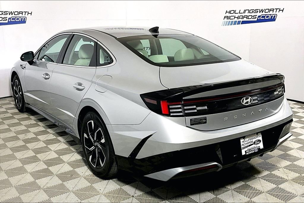 Used 2025 Hyundai Sonata SEL FWD image 7