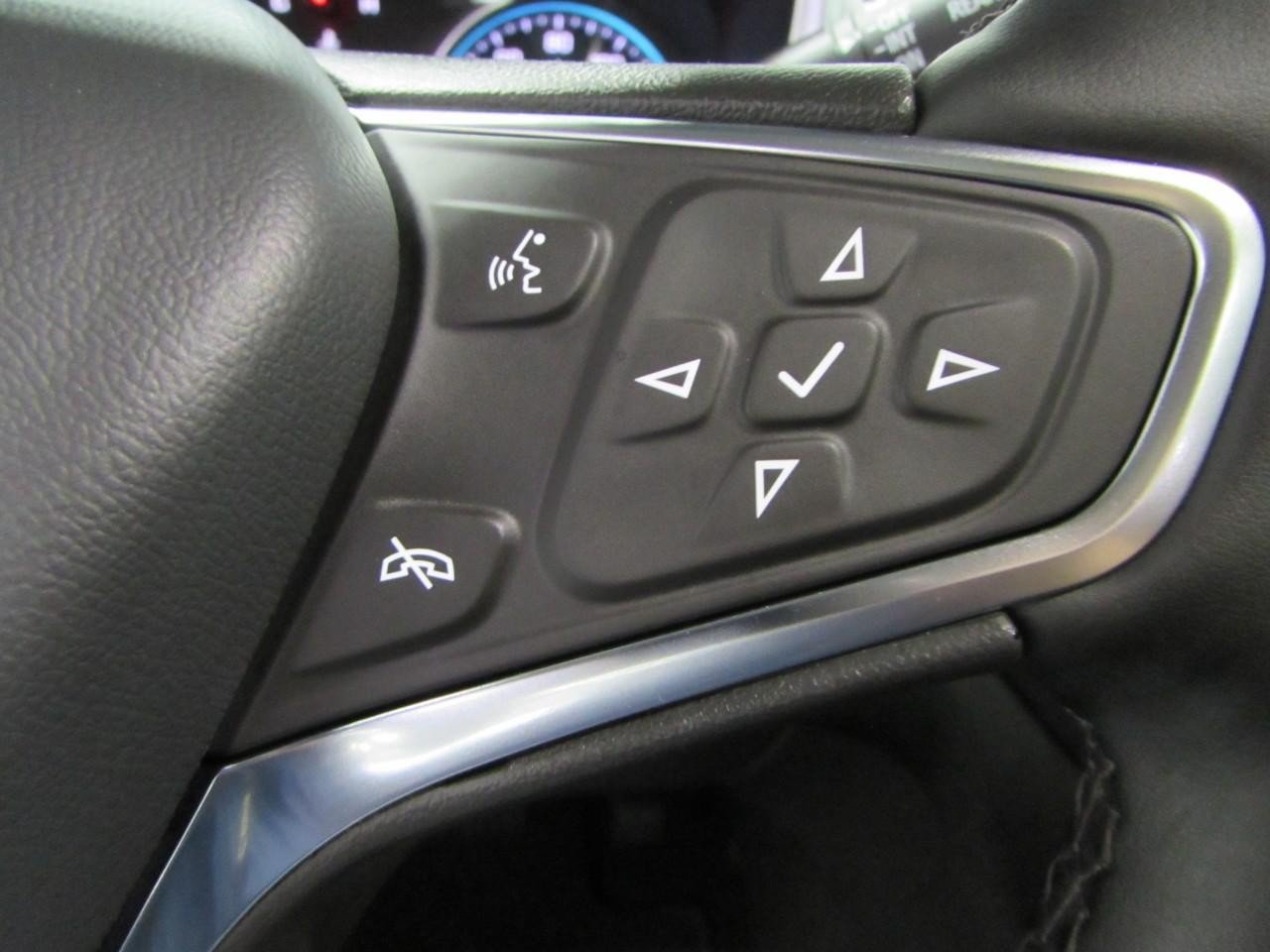 Used 2024 Chevrolet Equinox LT AWD/4WD image 25