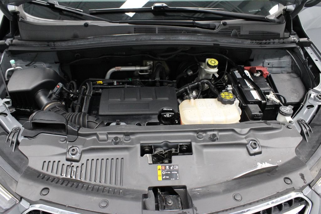 Used 2020 Buick Encore Preferred FWD image 12