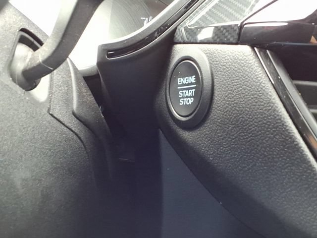 Certified 2023 Ford Escape ST-Line AWD/4WD image 21