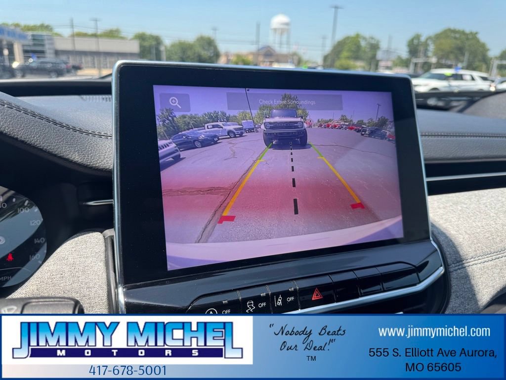 Used 2024 Jeep Compass Latitude AWD/4WD image 11