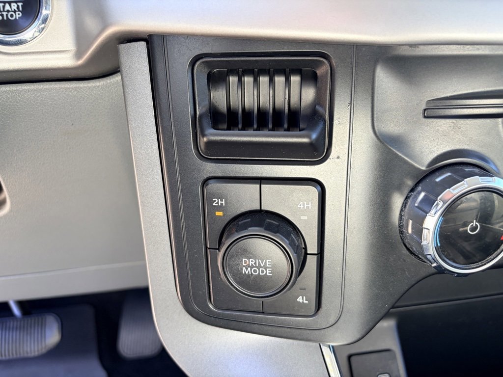 Certified 2022 Ford F150 XLT w/ Equipment Group 302A High image 13