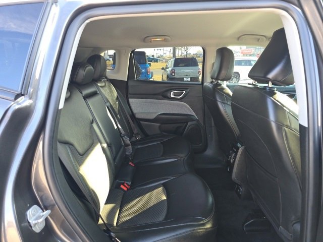 Used 2022 Jeep Compass Latitude w/ Convenience Group image 17
