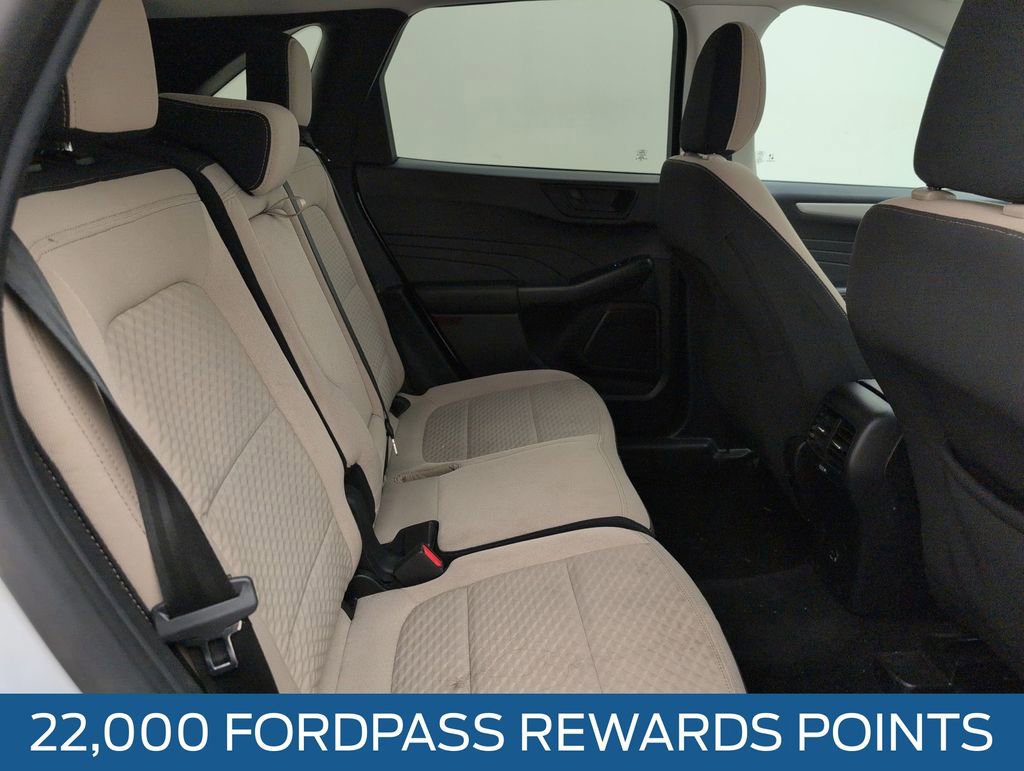 Certified 2022 Ford Escape SE w/ Convenience Package image 16