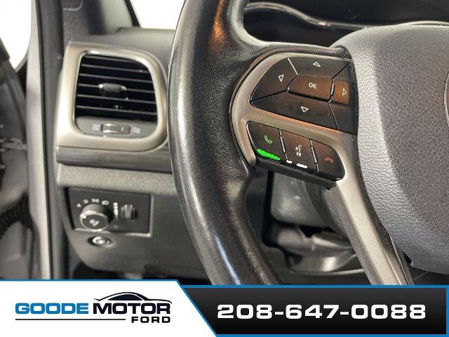 Used 2021 Jeep Grand Cherokee Laredo AWD/4WD image 13