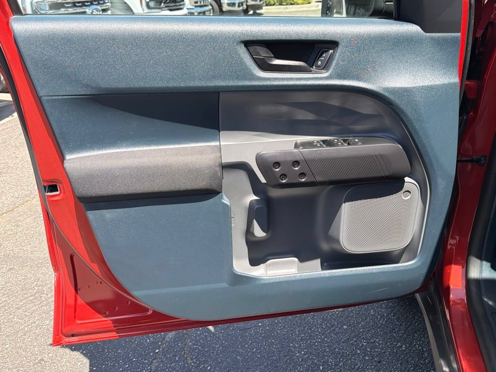 Certified 2024 Ford Maverick XL FWD image 23