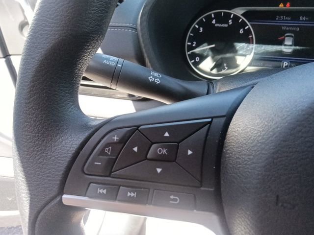 Used 2025 Nissan Sentra SV FWD image 17