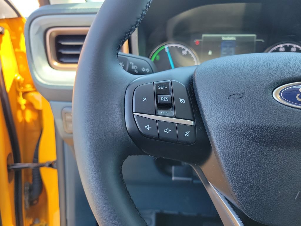 Certified 2023 Ford Maverick Lariat w/ Lariat Luxury Package FWD image 24