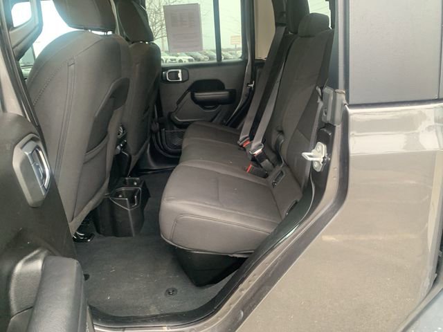 Used 2023 Jeep Gladiator Sport AWD/4WD image 21