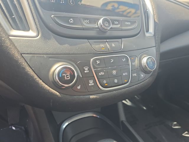 Used 2023 Chevrolet Malibu LT FWD image 17