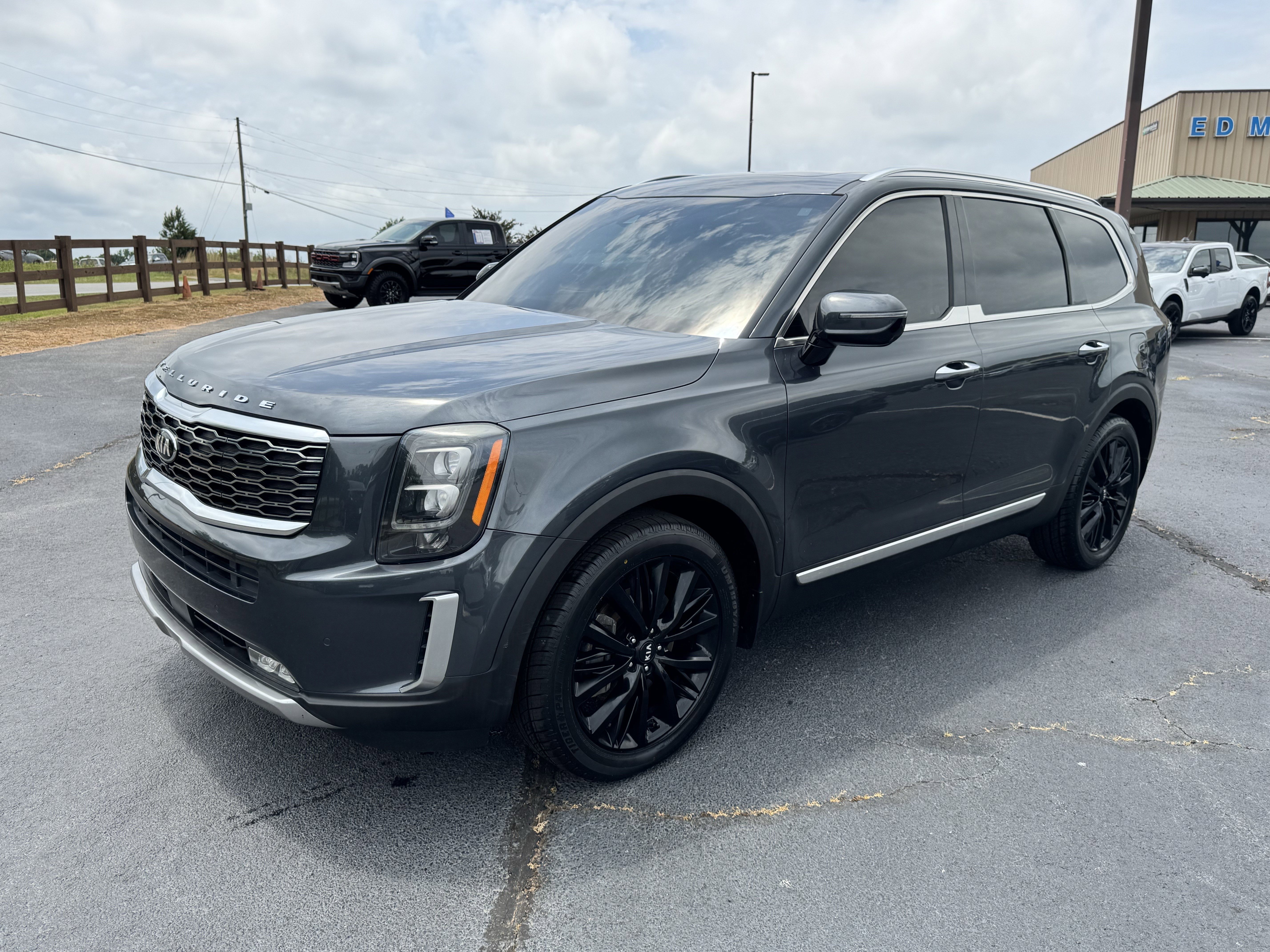 Used 2020 Kia Telluride SX FWD video 2