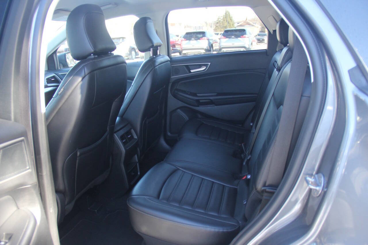 Certified 2024 Ford Edge SEL image 12