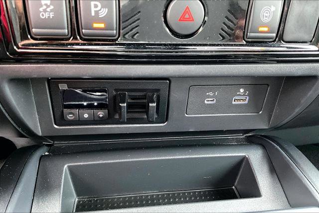 Used 2021 Nissan Titan PRO-4X w/ Pro-4x Utility Package image 36