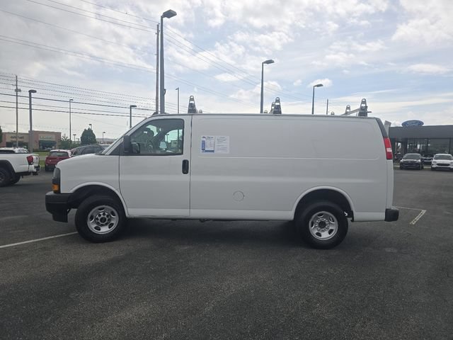 Used 2023 GMC Savana 3500 w/ Driver Convenience Package RWD image 10