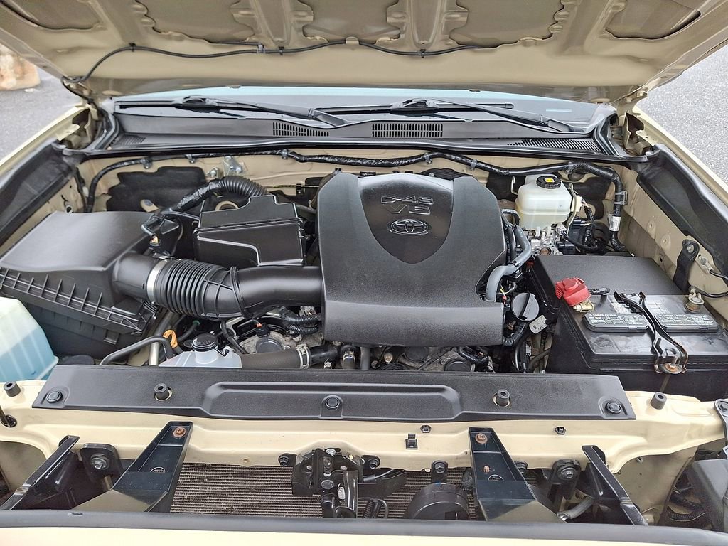 Used 2019 Toyota Tacoma TRD Off-Road image 27