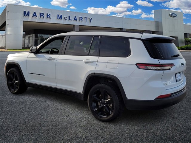 Used 2023 Jeep Grand Cherokee L Laredo image 5