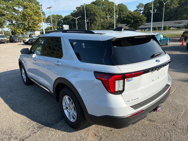 Certified 2025 Ford Explorer Active AWD/4WD image 7