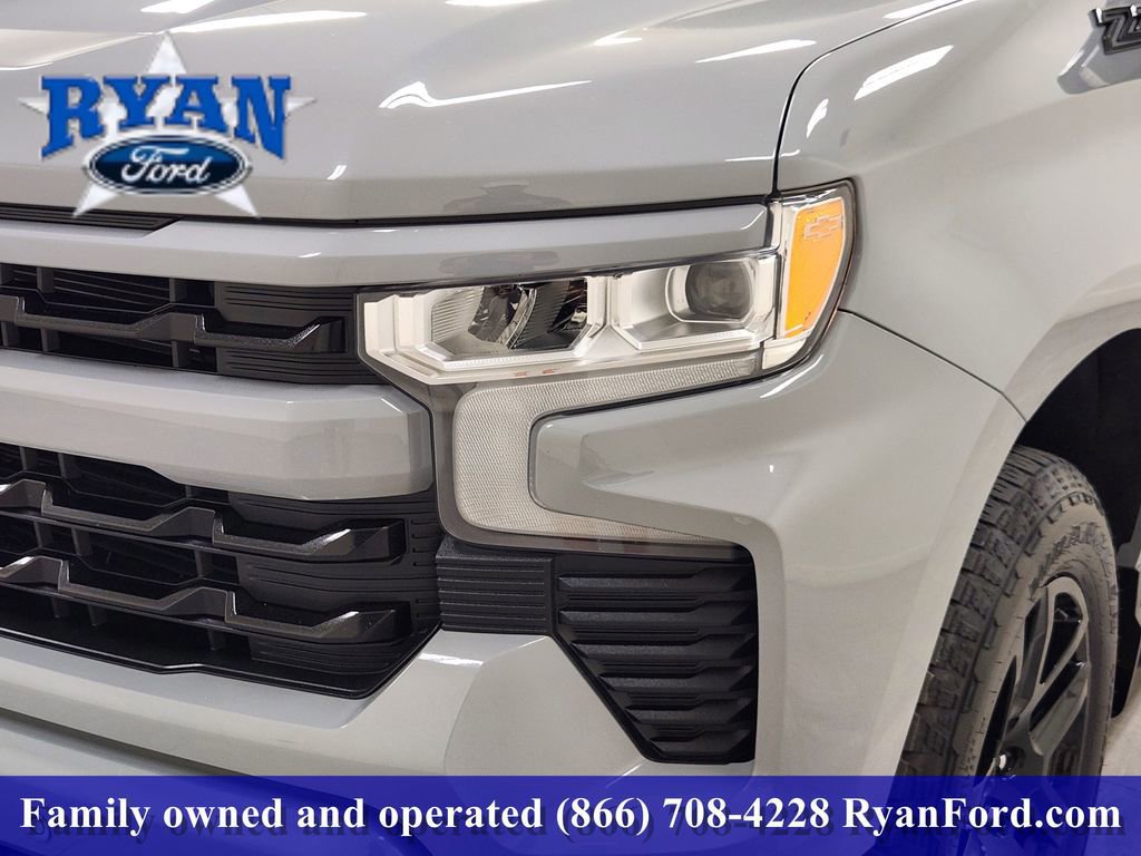 Used 2025 Chevrolet Silverado 1500 RST image 6
