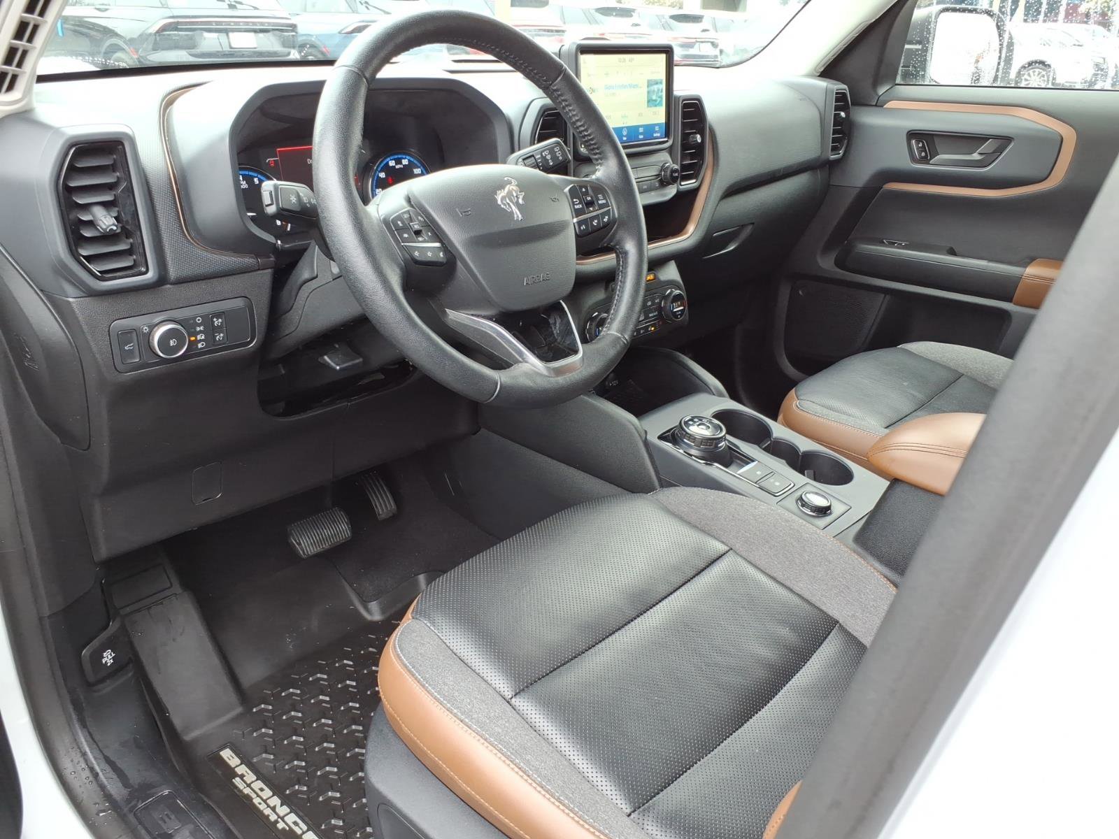 Certified 2021 Ford Bronco Sport Outer Banks AWD/4WD image 12